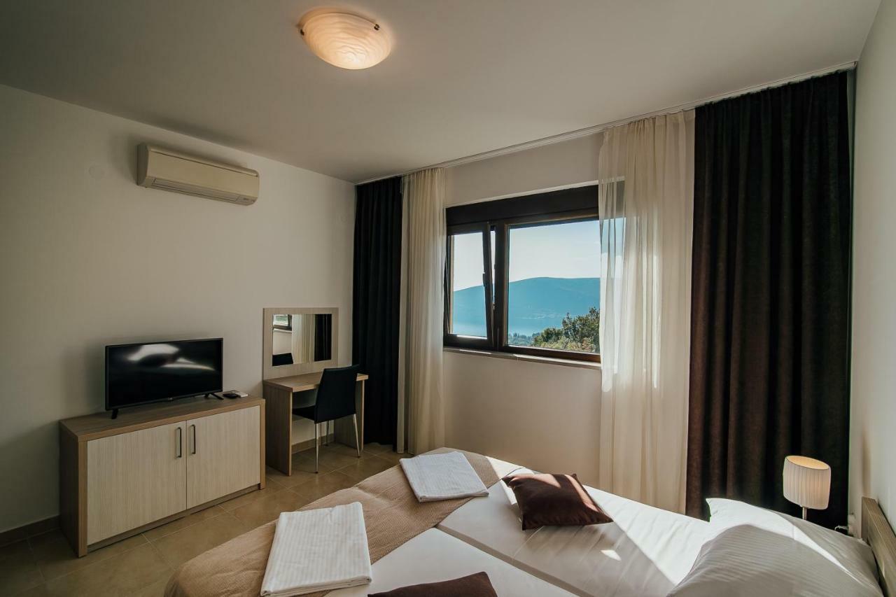 Vista Residence Herceg Novi Exteriör bild